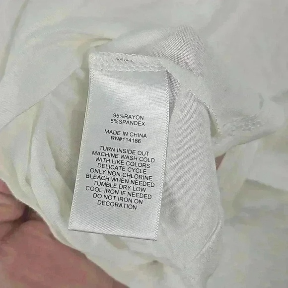 Juicy by JuicyCouture Stretchy Soft Medium Crown Graphic Tee - Picture 4 of 4